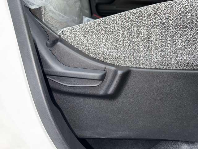 スペーシア ハイブリッドＧ　両側スライドドア　クリアランスソナー　衝突被害軽減システム　オートライト　ＬＥＤヘッドランプ　スマートキー　アイドリングストップ　電動格納ミラー　ベンチシート　ＣＶＴ　盗難防止システム　ＡＢＳ　ＥＳＣ（28枚目）