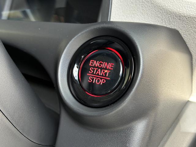 Ｎ－ＢＯＸ ベースグレード　バックカメラ　両側スライド・片側電動　クリアランスソナー　オートクルーズコントロール　レーンアシスト　衝突被害軽減システム　オートライト　ＬＥＤヘッドランプ　スマートキー　アイドリングストップ（17枚目）