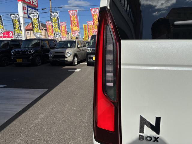 Ｎ－ＢＯＸ ベースグレード　バックカメラ　両側スライド・片側電動　クリアランスソナー　オートクルーズコントロール　レーンアシスト　衝突被害軽減システム　オートライト　ＬＥＤヘッドランプ　スマートキー　アイドリングストップ（49枚目）