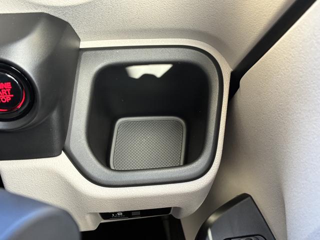 Ｎ－ＢＯＸ ベースグレード　バックカメラ　両側スライド・片側電動　クリアランスソナー　オートクルーズコントロール　レーンアシスト　衝突被害軽減システム　オートライト　ＬＥＤヘッドランプ　スマートキー　アイドリングストップ（51枚目）