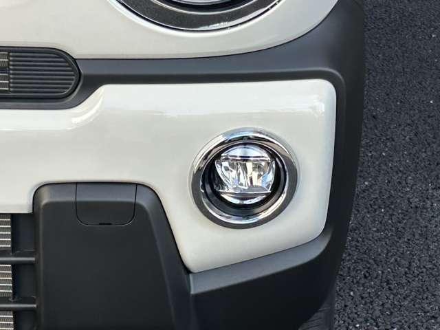 ハスラー ハイブリッドＸ　クリアランスソナー　オートクルーズコントロール　レーンアシスト　衝突被害軽減システム　オートライト　ＬＥＤヘッドランプ　スマートキー　アイドリングストップ　電動格納ミラー　シートヒーター　ＣＶＴ（22枚目）