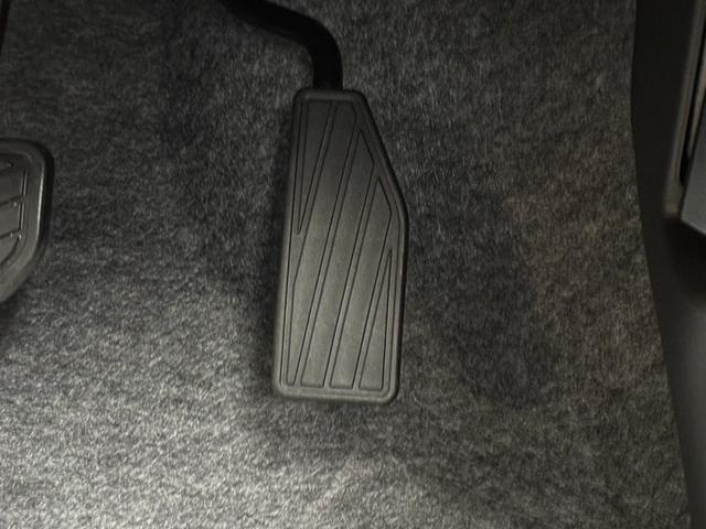 アルト L クリアランスソナー レーンアシスト 衝突被害軽減システム オートライト キーレスエントリー アイドリングストップ 電動格納ミラー シートヒーター CVT 盗難防止システム ABS ESC(23枚目)