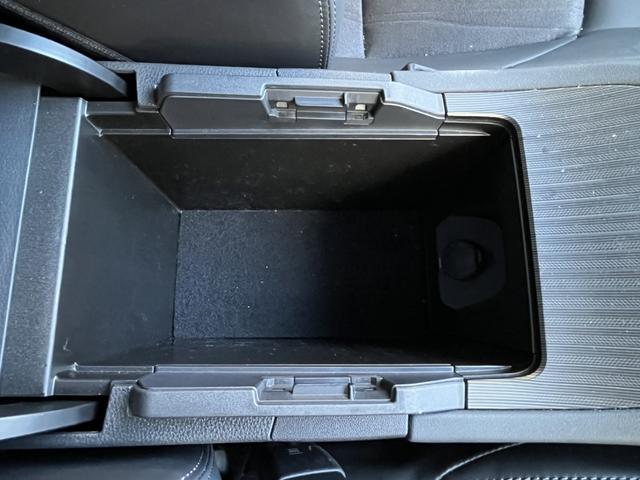 ハリアー Z バックカメラ オートクルーズコントロール レーンアシスト パワーシート 衝突被害軽減システム ナビ オートマチックハイビーム オートライト LEDヘッドランプ 電動リアゲート アルミホイール(32枚目)