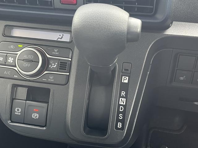 タント X バックカメラ 両側スライド・片側電動 TV クリアランスソナー 衝突被害軽減システム オートライト LEDヘッドランプ スマートキー アイドリングストップ 電動格納ミラー シートヒーター ベンチシート(8枚目)