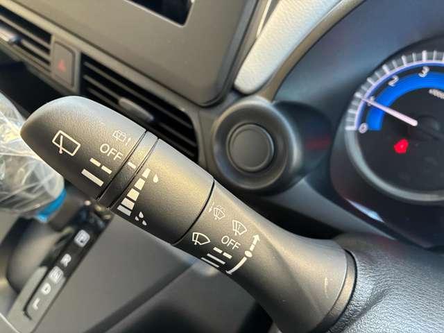 eKワゴン M バックカメラ クリアランスソナー レーンアシスト 衝突被害軽減システム オートライト キーレスエントリー アイドリングストップ 電動格納ミラー シートヒーター ベンチシート CVT 盗難防止システム(10枚目)