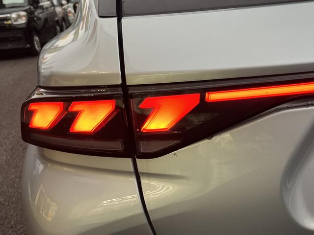 フロンクス ベースグレード 全周囲カメラ クリアランスソナー オートクルーズコントロール レーンアシスト 衝突被害軽減システム ナビ TV オートライト LEDヘッドランプ アルミホイール スマートキー アイドリングストップ(15枚目)