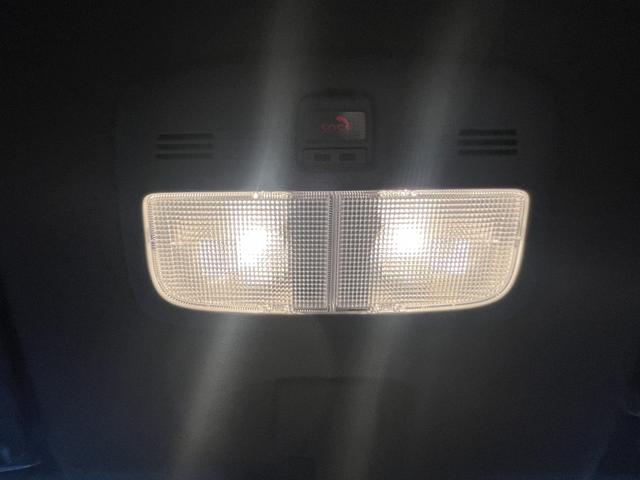 フロンクス ベースグレード 全周囲カメラ クリアランスソナー オートクルーズコントロール レーンアシスト 衝突被害軽減システム ナビ TV オートライト LEDヘッドランプ アルミホイール スマートキー アイドリングストップ(40枚目)