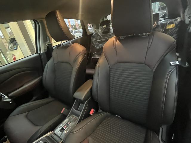 フロンクス ベースグレード 全周囲カメラ クリアランスソナー オートクルーズコントロール レーンアシスト 衝突被害軽減システム ナビ TV オートライト LEDヘッドランプ アルミホイール スマートキー アイドリングストップ(46枚目)