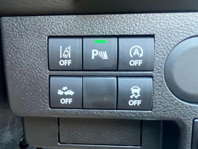 アルト A クリアランスソナー レーンアシスト 衝突被害軽減システム オートライト アイドリングストップ CVT 盗難防止システム ABS ESC 衝突安全ボディ エアコン パワーステアリング パワーウィンドウ(8枚目)