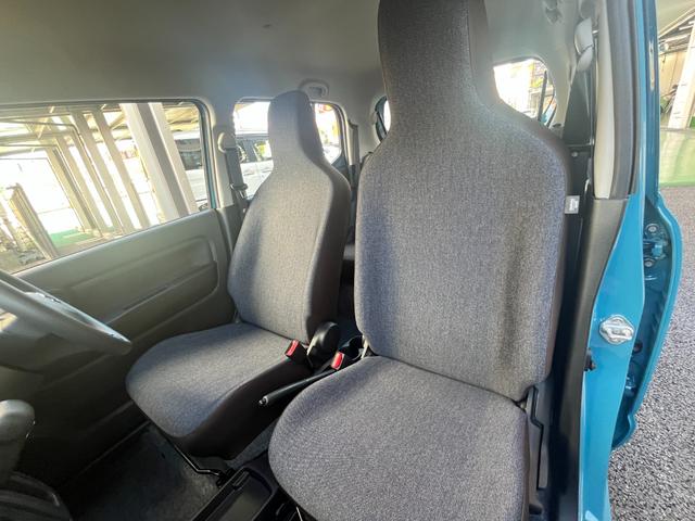 アルト A クリアランスソナー レーンアシスト 衝突被害軽減システム オートライト アイドリングストップ CVT 盗難防止システム ABS ESC 衝突安全ボディ エアコン パワーステアリング パワーウィンドウ(38枚目)