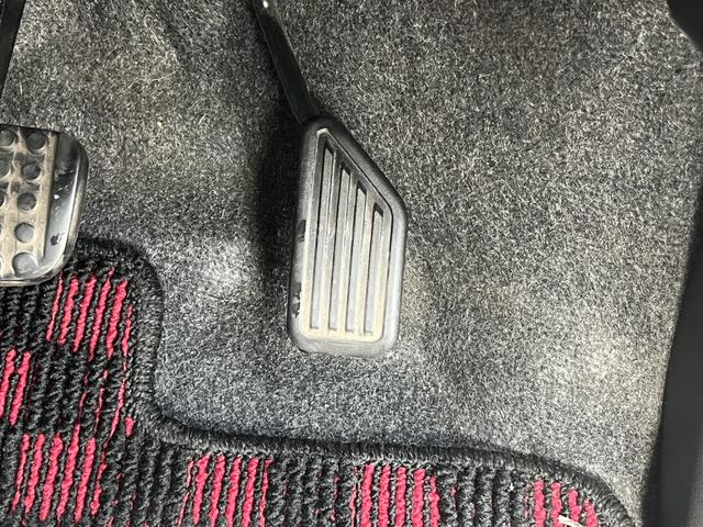 タント カスタムＲＳ　トップエディションＳＡＩＩ　ＥＴＣ　バックカメラ　両側電動スライドドア　ナビ　クリアランスソナー　衝突被害軽減システム　オートライト　ＬＥＤヘッドランプ　スマートキー　アイドリングストップ　電動格納ミラー　ベンチシート　ＣＶＴ（25枚目）