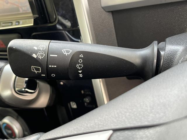 タント カスタムＲＳ　トップエディションＳＡＩＩ　ＥＴＣ　バックカメラ　両側電動スライドドア　ナビ　クリアランスソナー　衝突被害軽減システム　オートライト　ＬＥＤヘッドランプ　スマートキー　アイドリングストップ　電動格納ミラー　ベンチシート　ＣＶＴ（32枚目）