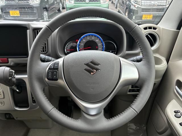 自ら操るハンドル！ドライバーの生命線です。お客様の目で実際にご確認ください。