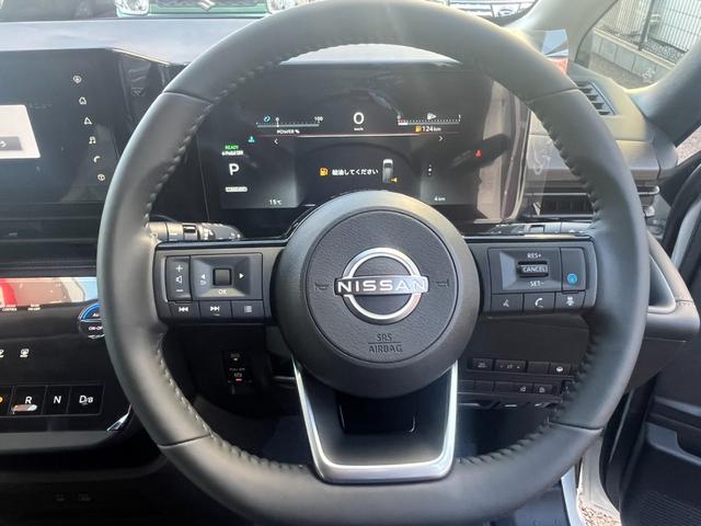 セレナ ｅ－パワー　ハイウェイスターＶ　全周囲カメラ　ＴＶ　クリアランスソナー　オートクルーズコントロール　レーンアシスト　衝突被害軽減システム　両側電動スライドドア　オートマチックハイビーム　オートライト　ＬＥＤヘッドランプ　スマートキー（3枚目）