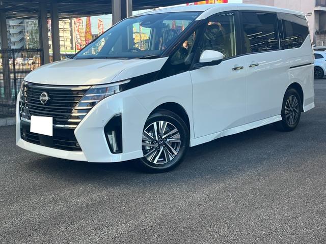 セレナ ｅ－パワー　ハイウェイスターＶ　全周囲カメラ　ＴＶ　クリアランスソナー　オートクルーズコントロール　レーンアシスト　衝突被害軽減システム　両側電動スライドドア　オートマチックハイビーム　オートライト　ＬＥＤヘッドランプ　スマートキー（10枚目）