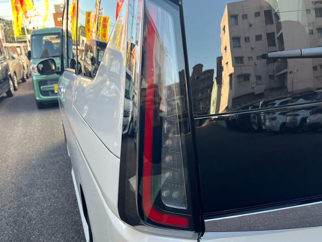 セレナ ｅ－パワー　ハイウェイスターＶ　全周囲カメラ　ＴＶ　クリアランスソナー　オートクルーズコントロール　レーンアシスト　衝突被害軽減システム　両側電動スライドドア　オートマチックハイビーム　オートライト　ＬＥＤヘッドランプ　スマートキー（26枚目）