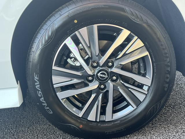 セレナ e-パワー ハイウェイスターV 全周囲カメラ TV クリアランスソナー オートクルーズコントロール レーンアシスト 衝突被害軽減システム 両側電動スライドドア オートマチックハイビーム オートライト LEDヘッドランプ スマートキー(20枚目)