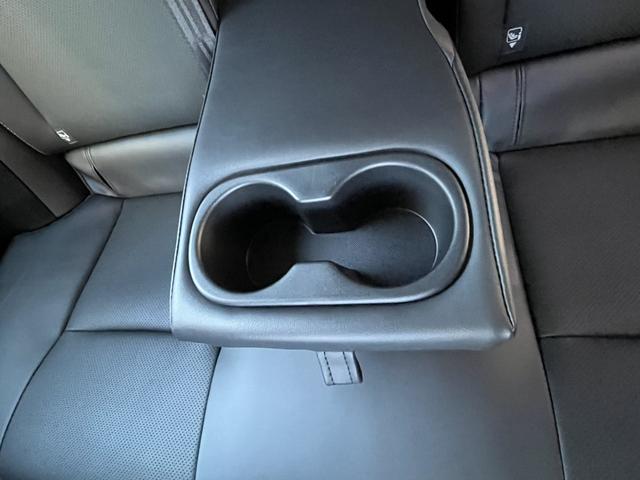 プリウス Ｚ　クリアランスソナー　レーンアシスト　オートクルーズコントロール　衝突被害軽減システム　全周囲カメラ　ナビ　アルミホイール　オートマチックハイビーム　オートライト　ＬＥＤヘッドランプ　ＣＶＴ（38枚目）