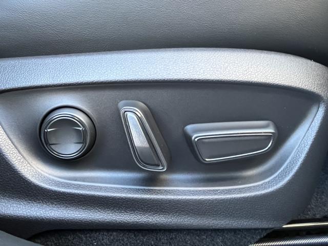 プリウス Ｚ　クリアランスソナー　レーンアシスト　オートクルーズコントロール　衝突被害軽減システム　全周囲カメラ　ナビ　アルミホイール　オートマチックハイビーム　オートライト　ＬＥＤヘッドランプ　ＣＶＴ（46枚目）