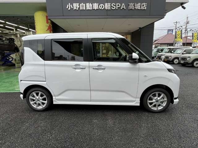 ムーヴ Ｇ　両側スライド・片側電動　クリアランスソナー　衝突被害軽減システム　ＬＥＤヘッドランプ　スマートキー　アイドリングストップ　電動格納ミラー　ベンチシート　ＣＶＴ　盗難防止システム　ＡＢＳ　ＥＳＣ（4枚目）