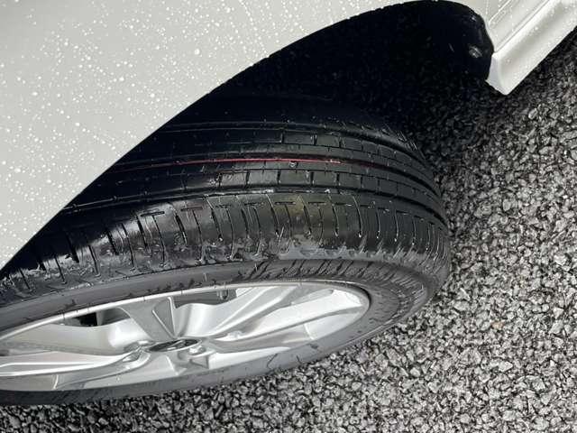 ムーヴ Ｇ　両側スライド・片側電動　クリアランスソナー　衝突被害軽減システム　ＬＥＤヘッドランプ　スマートキー　アイドリングストップ　電動格納ミラー　ベンチシート　ＣＶＴ　盗難防止システム　ＡＢＳ　ＥＳＣ（11枚目）