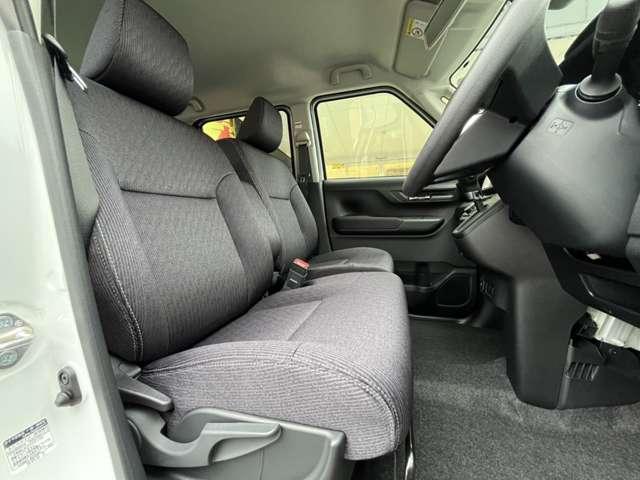 ムーヴ Ｇ　両側スライド・片側電動　クリアランスソナー　衝突被害軽減システム　ＬＥＤヘッドランプ　スマートキー　アイドリングストップ　電動格納ミラー　ベンチシート　ＣＶＴ　盗難防止システム　ＡＢＳ　ＥＳＣ（29枚目）