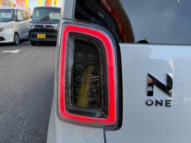 N-ONE プレミアム ツアラー バックカメラ クリアランスソナー オートクルーズコントロール レーンアシスト 衝突被害軽減システム オートライト LEDヘッドランプ スマートキー アイドリングストップ 電動格納ミラー シートヒーター(43枚目)