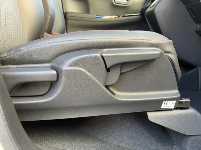 N-ONE プレミアム ツアラー バックカメラ クリアランスソナー オートクルーズコントロール レーンアシスト 衝突被害軽減システム オートライト LEDヘッドランプ スマートキー アイドリングストップ 電動格納ミラー シートヒーター(57枚目)