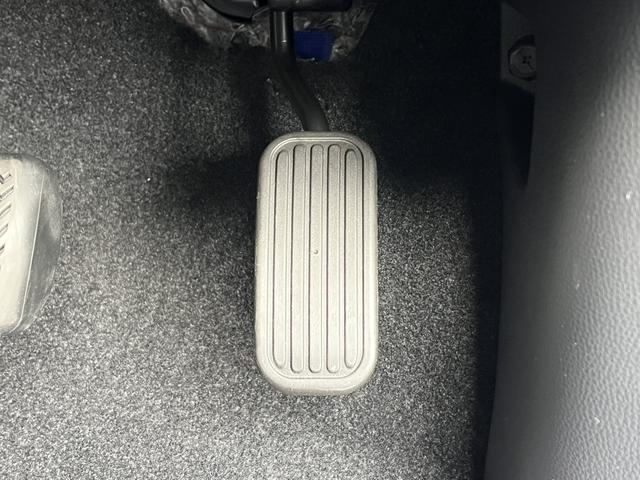 ヴォクシー S-Z 全周囲カメラ ナビ クリアランスソナー オートクルーズコントロール レーンアシスト パークアシスト 衝突被害軽減システム 両側電動スライドドア オートマチックハイビーム オートライト(40枚目)