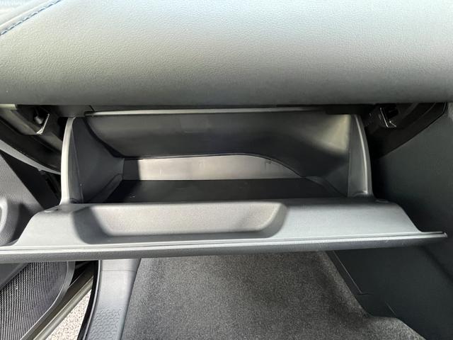 ヴォクシー S-Z 全周囲カメラ ナビ クリアランスソナー オートクルーズコントロール レーンアシスト パークアシスト 衝突被害軽減システム 両側電動スライドドア オートマチックハイビーム オートライト(44枚目)