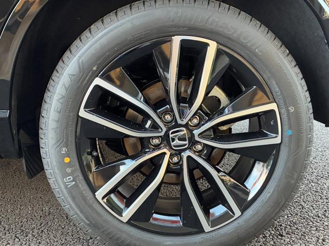 ヴェゼル e:HEV Z クリアランスソナー オートクルーズコントロール レーンアシスト 衝突被害軽減システム オートライト LEDヘッドランプ 電動リアゲート アルミホイール スマートキー 電動格納ミラー シートヒーター(19枚目)