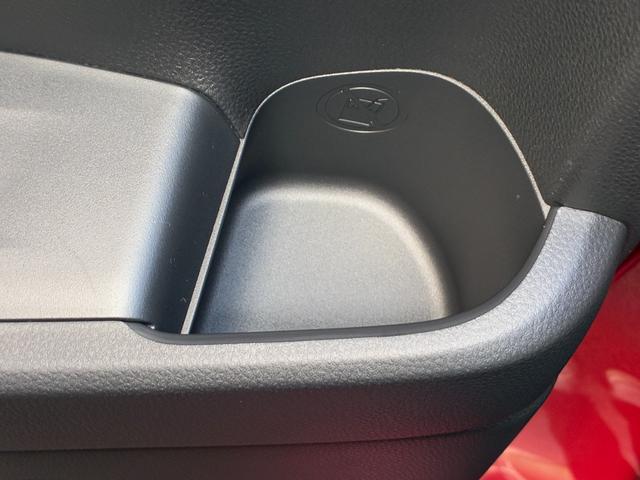 ヴェゼル e:HEV Z クリアランスソナー オートクルーズコントロール レーンアシスト 衝突被害軽減システム オートライト LEDヘッドランプ 電動リアゲート アルミホイール スマートキー 電動格納ミラー シートヒーター(22枚目)