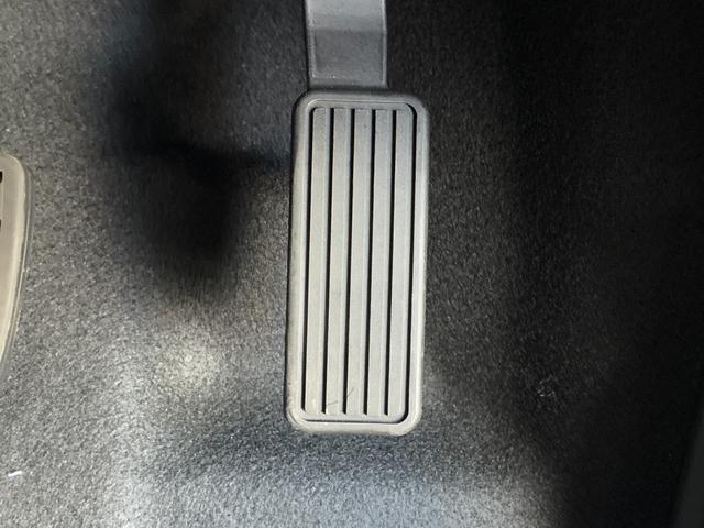 ヴェゼル e:HEV Z クリアランスソナー オートクルーズコントロール レーンアシスト 衝突被害軽減システム オートライト LEDヘッドランプ 電動リアゲート アルミホイール スマートキー 電動格納ミラー シートヒーター(28枚目)