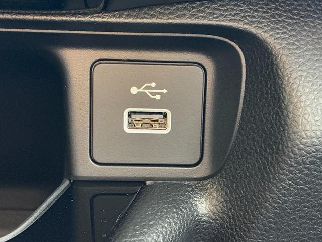 ヴェゼル e:HEV Z クリアランスソナー オートクルーズコントロール レーンアシスト 衝突被害軽減システム オートライト LEDヘッドランプ 電動リアゲート アルミホイール スマートキー 電動格納ミラー シートヒーター(41枚目)