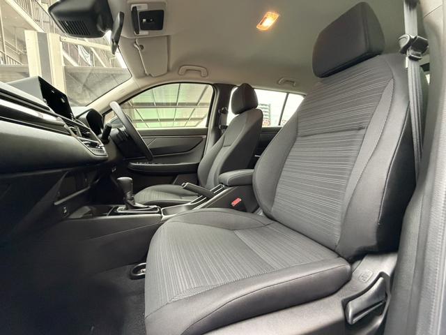 ＷＲ－Ｖ Ｘ　バックカメラ　クリアランスソナー　オートクルーズコントロール　レーンアシスト　衝突被害軽減システム　オートライト　ＬＥＤヘッドランプ　スマートキー　電動格納ミラー　ＣＶＴ　盗難防止システム　ＵＳＢ（29枚目）