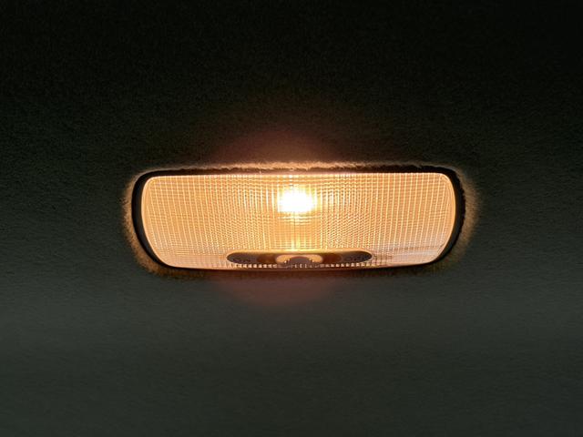 ＷＲ－Ｖ Ｘ　バックカメラ　クリアランスソナー　オートクルーズコントロール　レーンアシスト　衝突被害軽減システム　オートライト　ＬＥＤヘッドランプ　スマートキー　電動格納ミラー　ＣＶＴ　盗難防止システム　ＵＳＢ（30枚目）