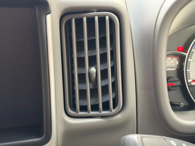 エブリイワゴン ＰＺターボ　両側スライド・片側電動　クリアランスソナー　レーンアシスト　衝突被害軽減システム　オートライト　ＬＥＤヘッドランプ　スマートキー　アイドリングストップ　電動格納ミラー　シートヒーター　ベンチシート（52枚目）