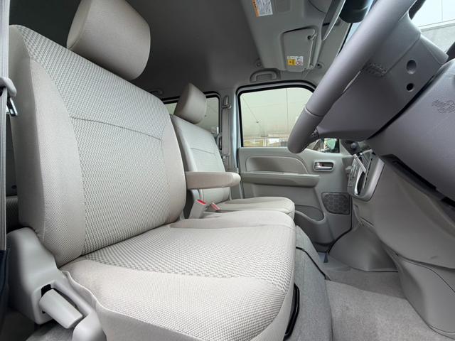 エブリイワゴン ＰＺターボ　両側スライド・片側電動　クリアランスソナー　レーンアシスト　衝突被害軽減システム　オートライト　ＬＥＤヘッドランプ　スマートキー　アイドリングストップ　電動格納ミラー　シートヒーター　ベンチシート（53枚目）