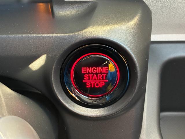 Ｎ－ＢＯＸ ファッションスタイル　バックカメラ　両側スライド・片側電動　クリアランスソナー　オートクルーズコントロール　レーンアシスト　衝突被害軽減システム　オートライト　ＬＥＤヘッドランプ　スマートキー　アイドリングストップ（8枚目）