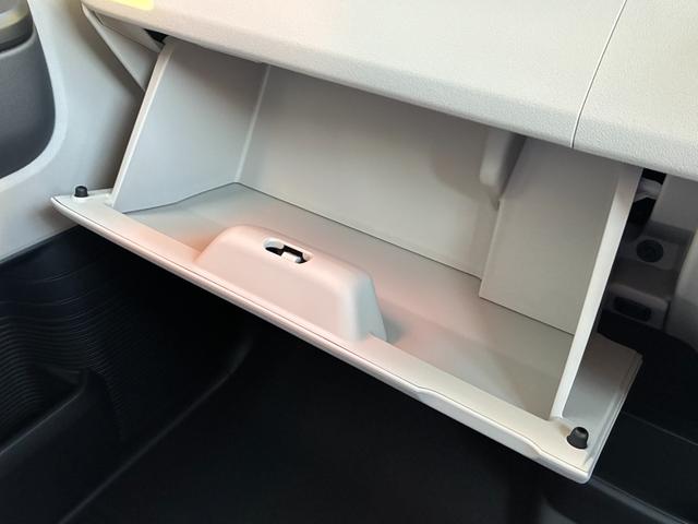 Ｎ－ＢＯＸ ファッションスタイル　バックカメラ　両側スライド・片側電動　クリアランスソナー　オートクルーズコントロール　レーンアシスト　衝突被害軽減システム　オートライト　ＬＥＤヘッドランプ　スマートキー　アイドリングストップ（41枚目）