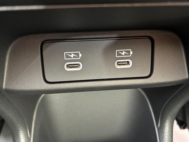 ヴェゼル ｅ：ＨＥＶ　Ｚ・ＰＬａＹパッケージ　バックカメラ　クリアランスソナー　オートクルーズコントロール　レーンアシスト　衝突被害軽減システム　ナビ　ＴＶ　オートライト　ＬＥＤヘッドランプ　電動リアゲート　アルミホイール　スマートキー（29枚目）