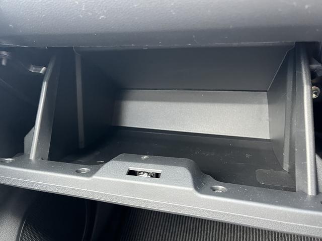 ミライース Ｌ　ＳＡＩＩＩ　バックカメラ　クリアランスソナー　衝突被害軽減システム　オートマチックハイビーム　オートライト　キーレスエントリー　アイドリングストップ　ＣＶＴ　盗難防止システム　ＡＢＳ　ＥＳＣ　衝突安全ボディ（33枚目）