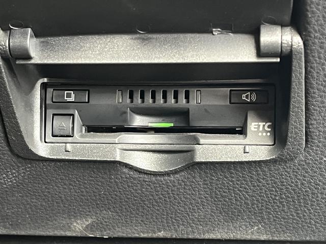 ヤリスクロス ハイブリッドＺ　ドライブレコーダー　ＥＴＣ　全周囲カメラ　クリアランスソナー　オートクルーズコントロール　レーンアシスト　衝突被害軽減システム　オートマチックハイビーム　オートライト　ＬＥＤヘッドランプ（8枚目）