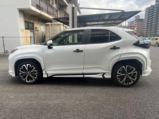 ヤリスクロス ハイブリッドＺ　ドライブレコーダー　ＥＴＣ　全周囲カメラ　クリアランスソナー　オートクルーズコントロール　レーンアシスト　衝突被害軽減システム　オートマチックハイビーム　オートライト　ＬＥＤヘッドランプ（22枚目）