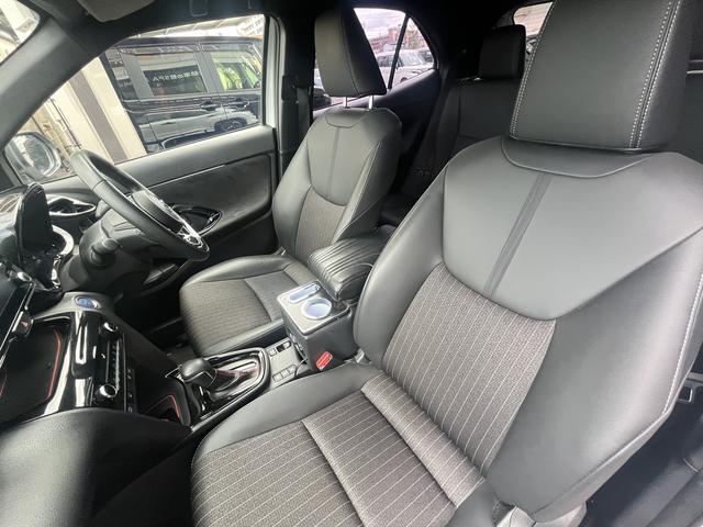 ヤリスクロス ハイブリッドＺ　ドライブレコーダー　ＥＴＣ　全周囲カメラ　クリアランスソナー　オートクルーズコントロール　レーンアシスト　衝突被害軽減システム　オートマチックハイビーム　オートライト　ＬＥＤヘッドランプ（50枚目）