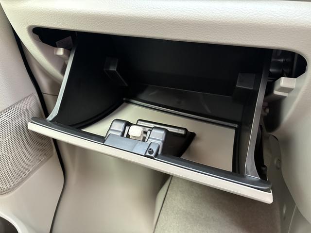 エブリイワゴン ＰＺターボ　両側スライド・片側電動　クリアランスソナー　レーンアシスト　衝突被害軽減システム　オートライト　ＬＥＤヘッドランプ　スマートキー　アイドリングストップ　電動格納ミラー　シートヒーター　ベンチシート（11枚目）