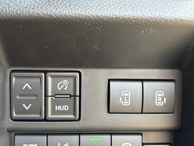 �����d���X���C�h�h�A�����I�^�]�Ȃ��{�^����ŊJ�\�ł������܂��B