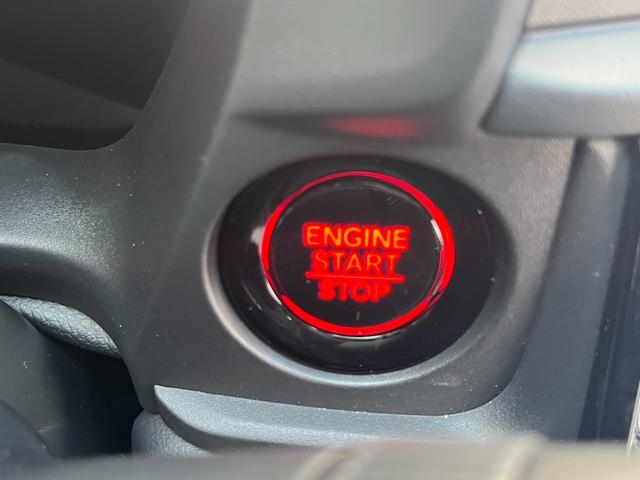 �L�[���������Ă��邾���Ńh�A�̎{���^�J������G���W���̎n���^��~���\�ƂȂ��Ă���܂��B