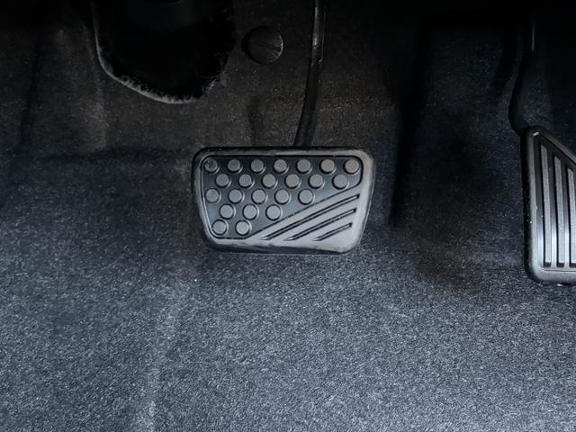 ルーミー カスタムＧ　バックカメラ　ＴＶ　両側電動スライドドア　クリアランスソナー　オートクルーズコントロール　衝突被害軽減システム　アルミホイール　オートライト　ＬＥＤヘッドランプ　スマートキー　アイドリングストップ（46枚目）