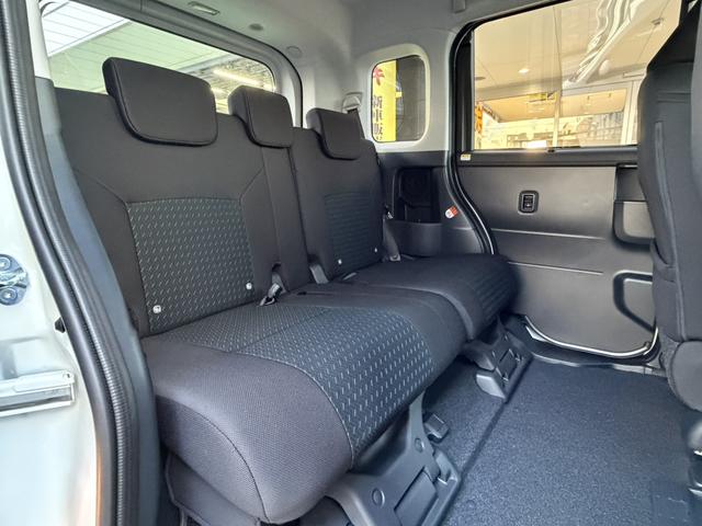 ルーミー カスタムＧ　バックカメラ　ＴＶ　両側電動スライドドア　クリアランスソナー　オートクルーズコントロール　衝突被害軽減システム　アルミホイール　オートライト　ＬＥＤヘッドランプ　スマートキー　アイドリングストップ（52枚目）